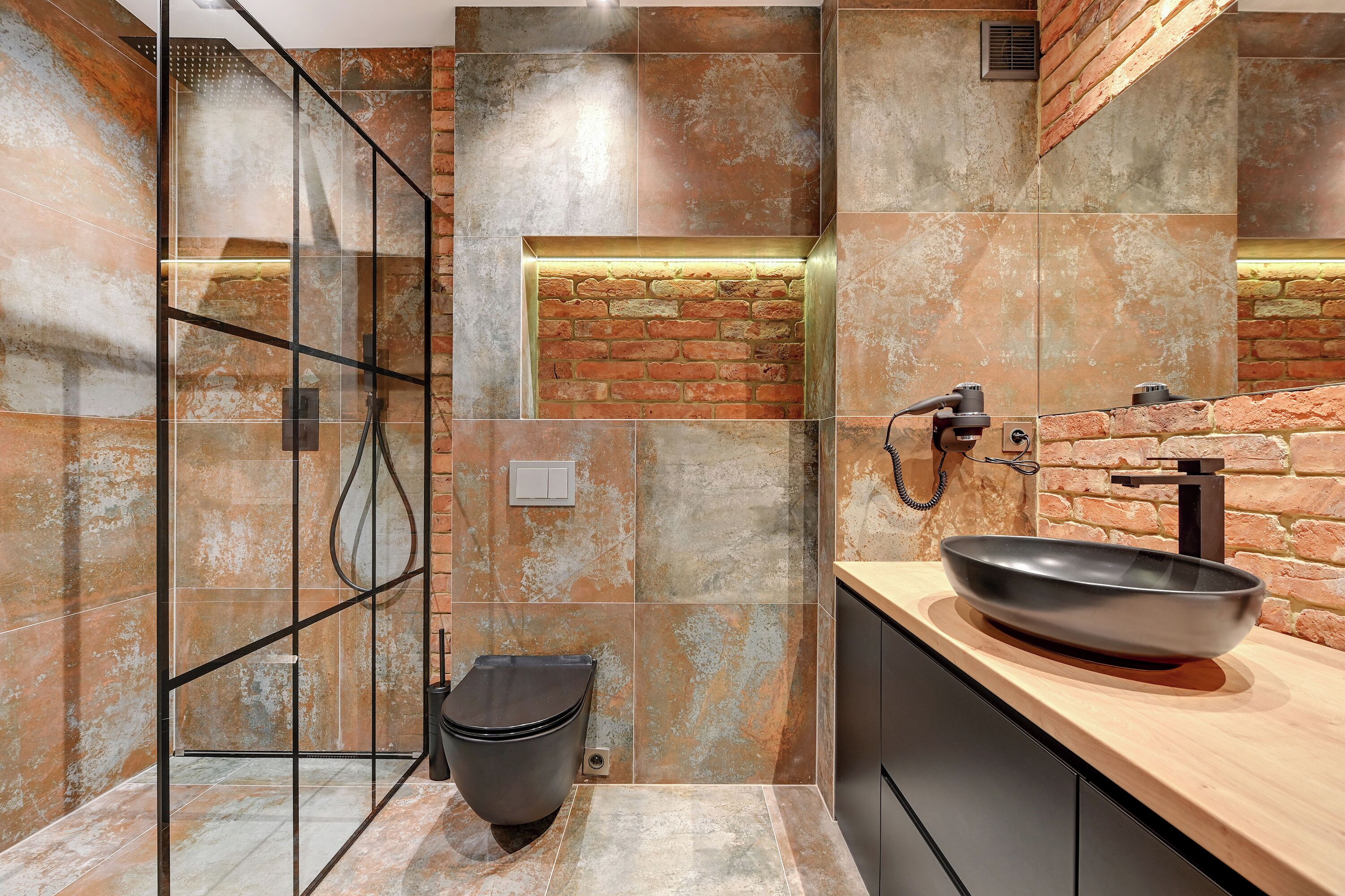 Superior Apartment | Bathroom