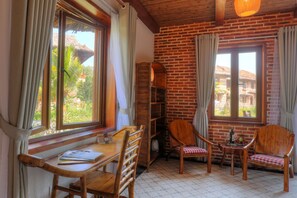 Premium bedding, minibar, in-room safe, desk - Can Tho Ecolodge (Can Tho)