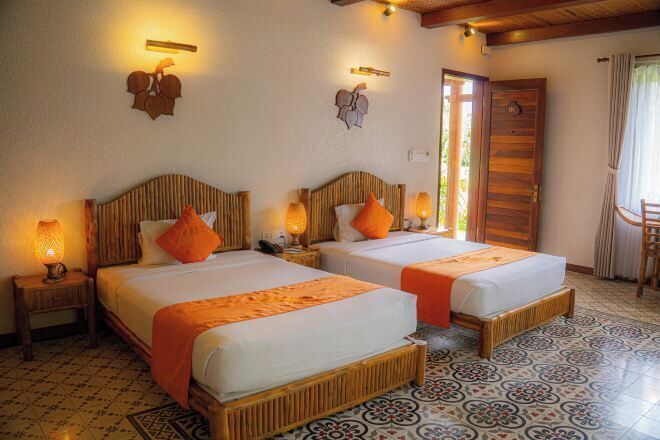 Premium bedding, minibar, in-room safe, desk