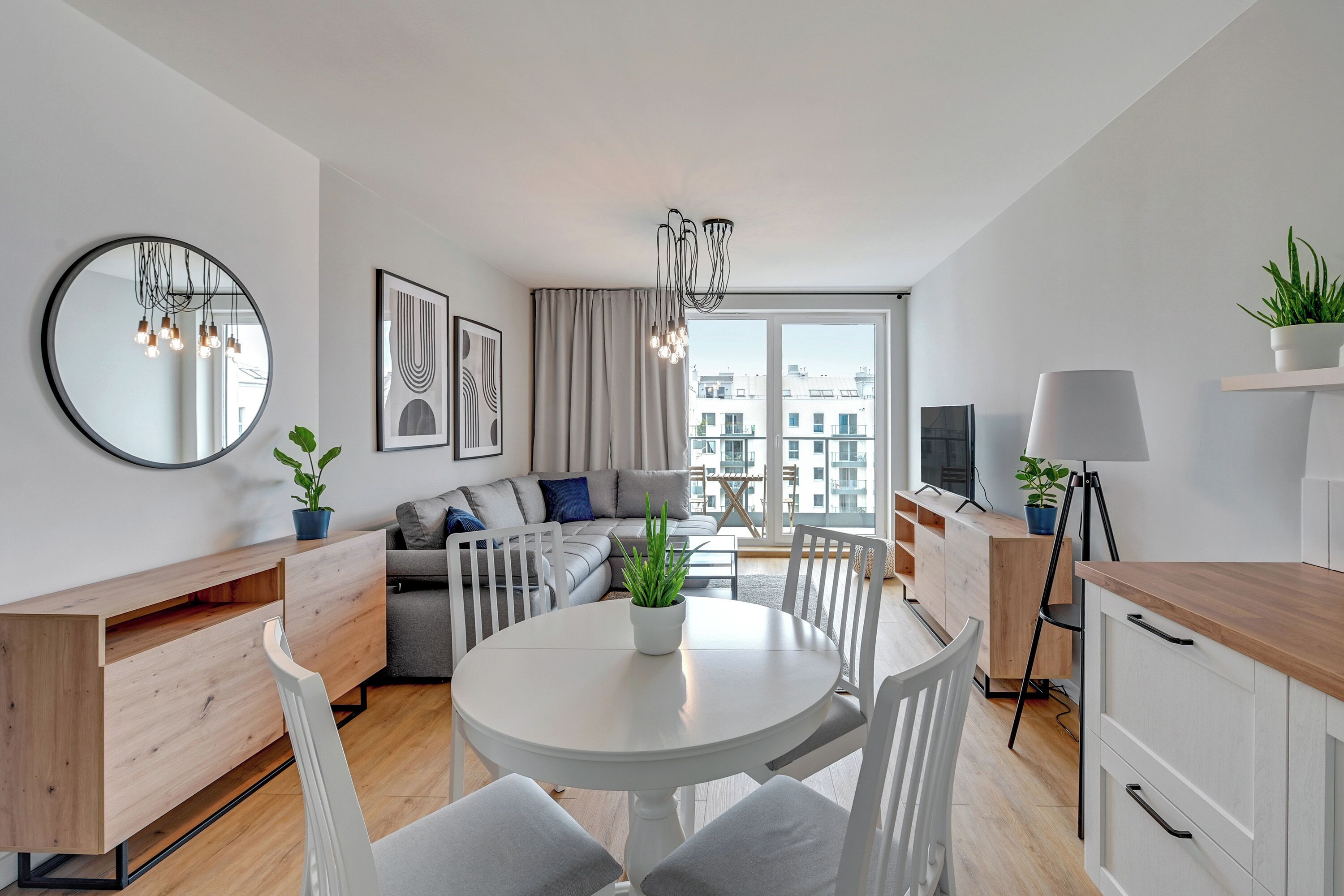 City Apartment | Hypo-allergenic bedding, individually decorated, individually furnished