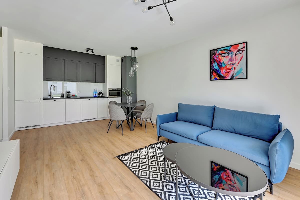 Classic Apartment | 2 bedrooms, hypo-allergenic bedding, individually decorated