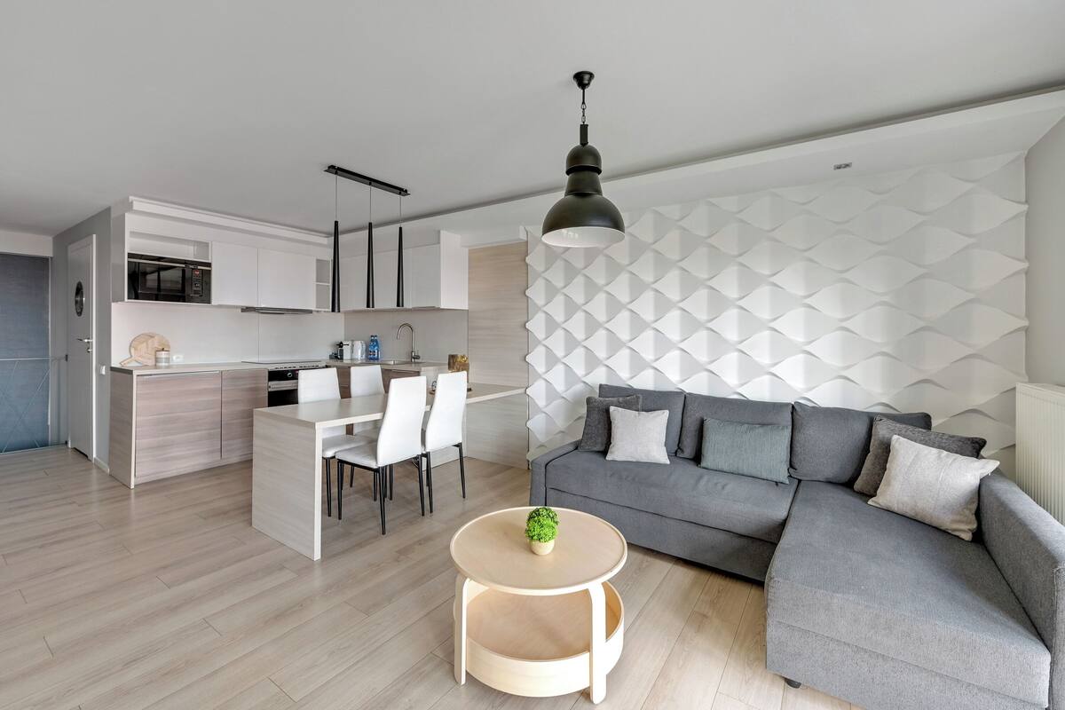 ซูพีเรียอพาร์ทเมนท์, 1 ห้องนอน | บริเวณนั่งเล่น | ทีวีจอแบน 50 นิ้ว พร้อมช่องเคเบิล