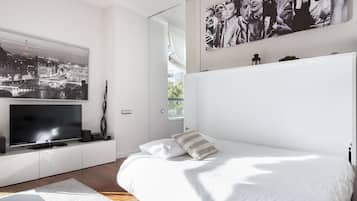 Apartemen Deluks, 1 kamar tidur | 1 kamar tidur, brankas, tirai kedap cahaya, dan kedap suara