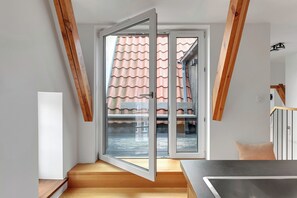 Family Apartment | Balcony
