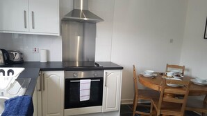 Unclassified image, 5 of 19, button - Dragon - Rosemount Apartment 3 Bed Home (Glasgow)