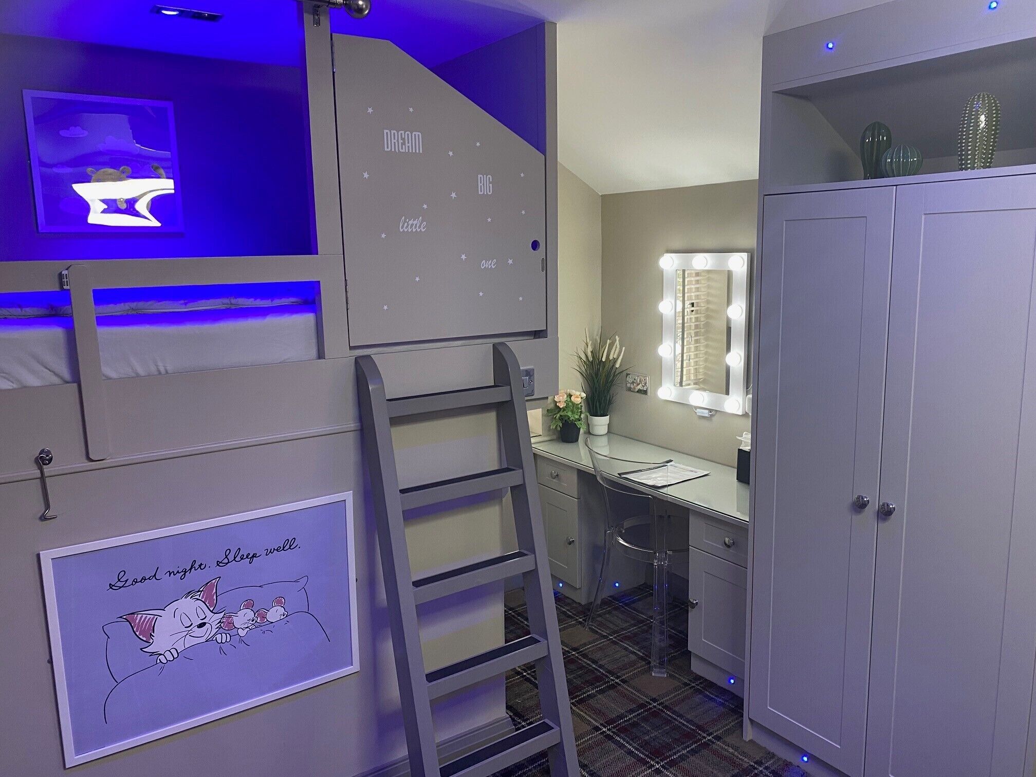 Habitación Deluxe (Hebden) | Ropa de cama de alta calidad y decoración individual