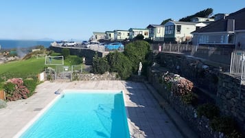 Kolam renang outdoor