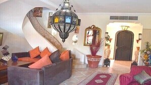 Villa | Living area | Flat-screen TV - Villa River Palm-Palmeraie-VLC-186 (Marrakech)