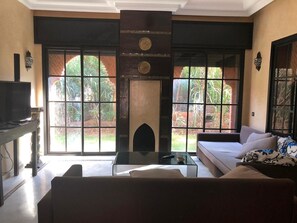 Villa | Living area | Flat-screen TV - Villa City Garden-Marrakech-VLC-260 (Marrakech)