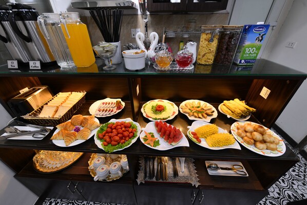 Breakfast meal