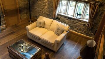 Suite | Living room | Flat-screen TV