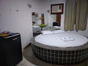 1 間睡房、床單