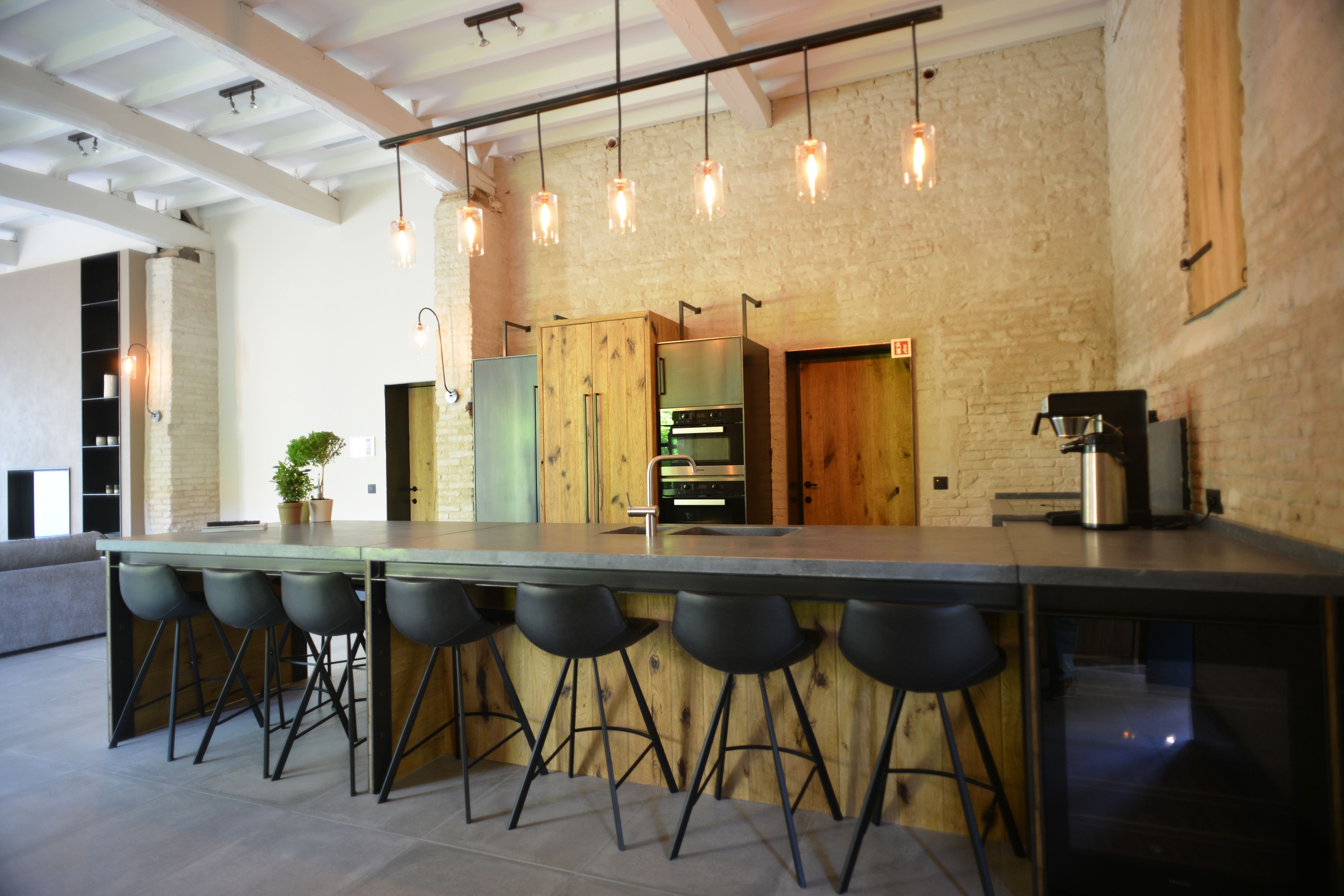 House | Private kitchen | Full-sized fridge, microwave, oven, stovetop