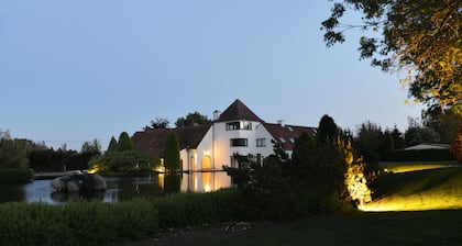 Hof van Eine