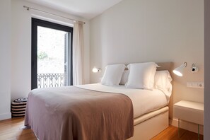 2 makuuhuonetta, silitysrauta/-lauta, ilmainen Wi-Fi, vuodevaatteet