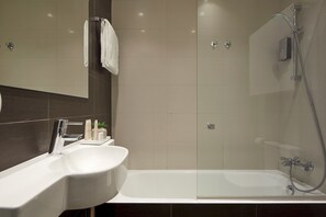 Hair dryer, towels - Udaberri by FeelFree Rentals (San Sebastián)