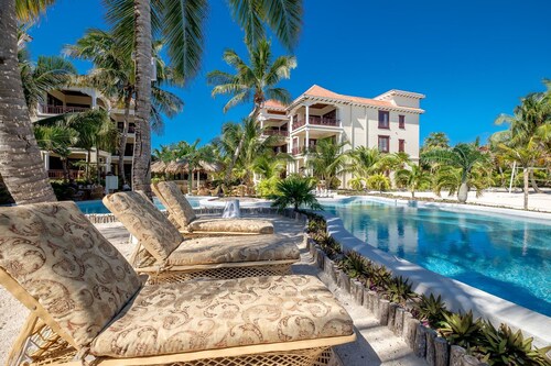 506 - 3rd Floor Ocean View Suite