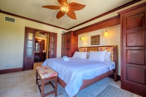 2 bedrooms, in-room safe, desk, iron/ironing board