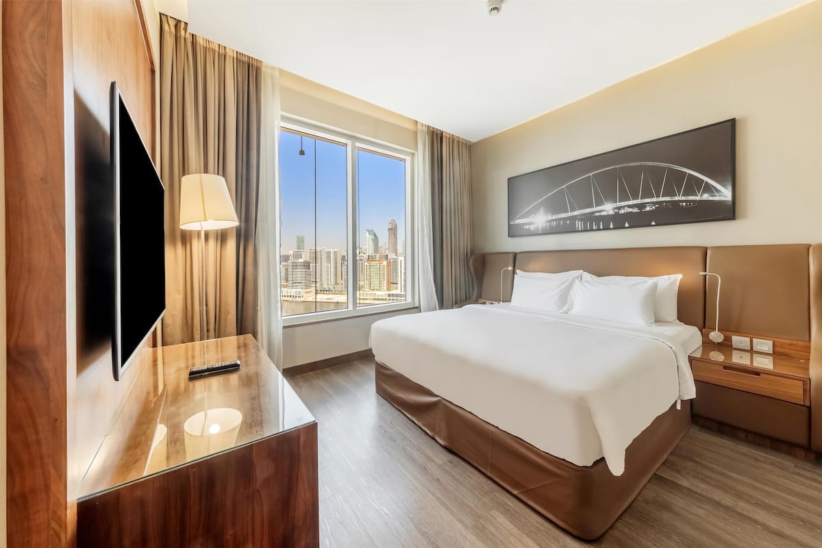 Superior Room | 1 bedroom, hypo-allergenic bedding, minibar, in-room safe