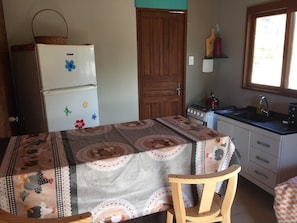 Bungalow | Private kitchenette