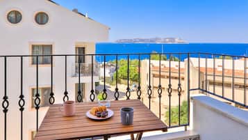 Superior Apartment, Sea View | Balcony view