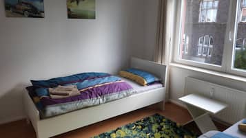 Free WiFi, bed sheets