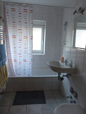 Comfort-Apartment | Badezimmer | Handtücher