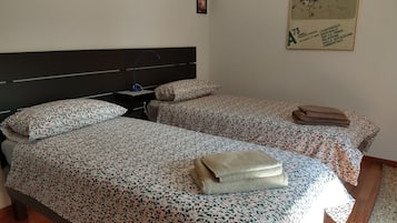 Studio, näköala puutarhaan (Pineta) | Ylelliset vuodevaatteet, lisävuoteet, ilmainen Wi-Fi, vuodevaatteet