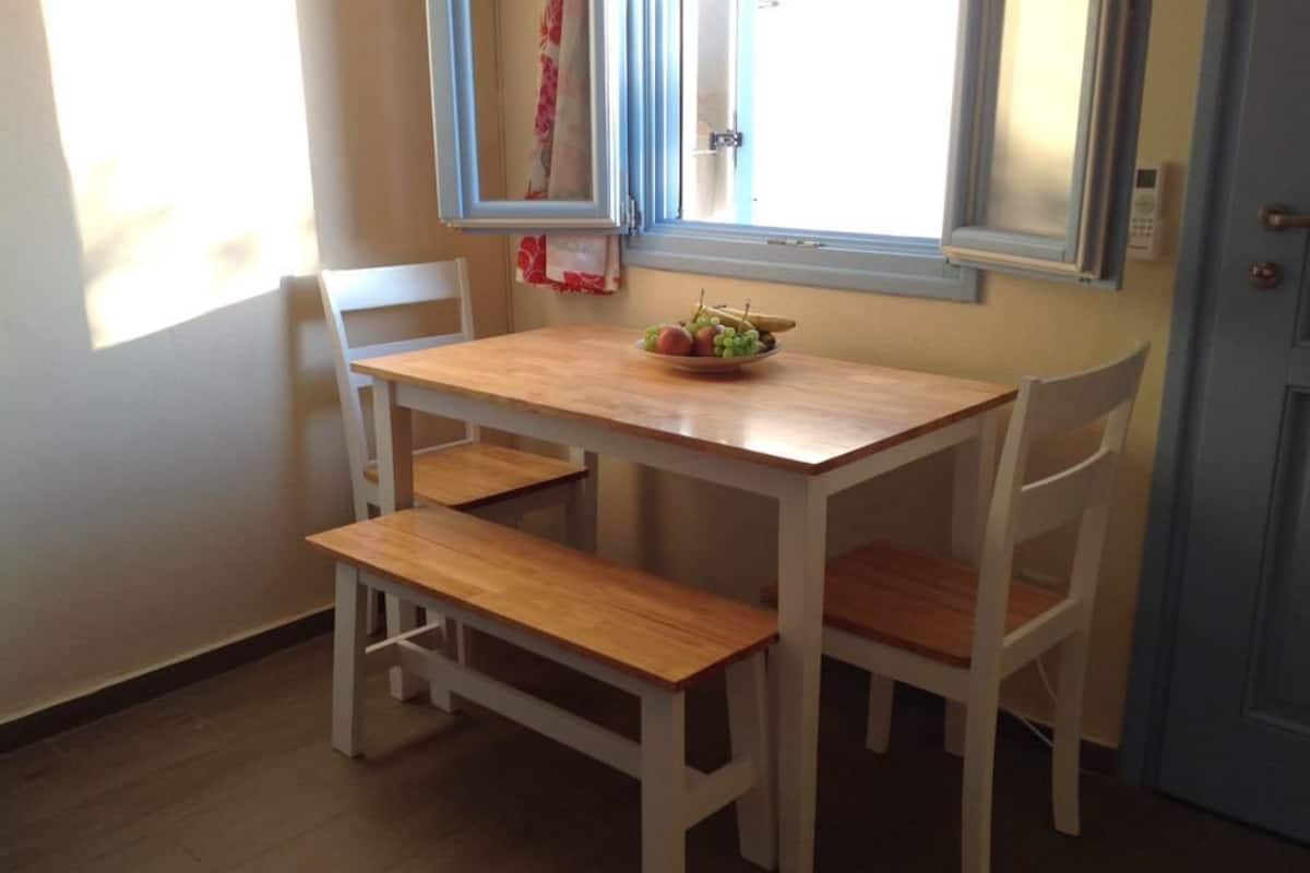 Essbereich im Zimmer