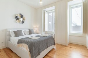 Superior Apartment, 2 Bedrooms | Individually decorated, soundproofing, iron/ironing board, free WiFi