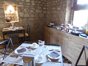 Petit déjeuner continental compris tous les jours