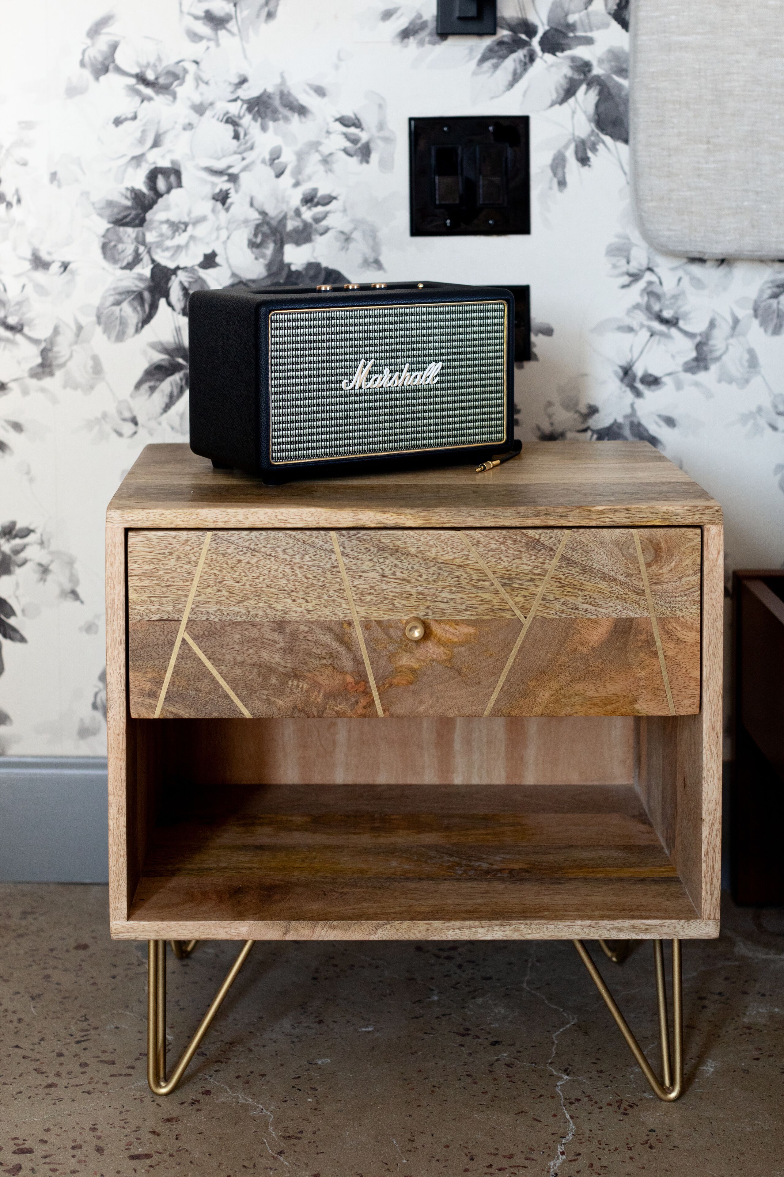 egyptian cotton sheets, premium bedding, pillow-top beds, minibar