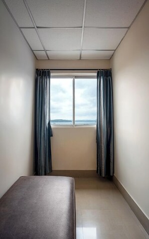 Premium bedding, desk, laptop workspace, free WiFi - Hotel Shreesh (Port Blair)
