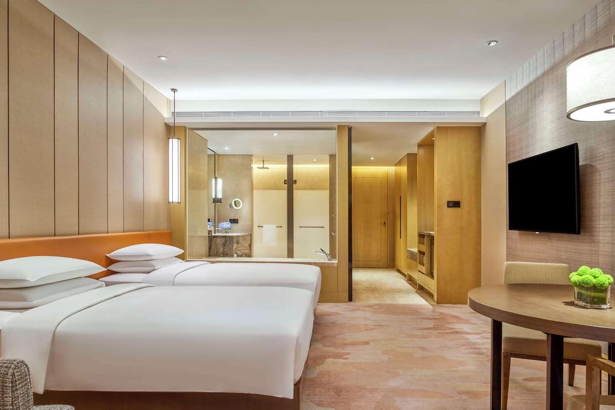 1 chambre, literie hypoallergénique, couette en duvet d'oie, minibar