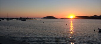 Villa Diana-Semestrar i hjÀrtat av Aten Rivieran!