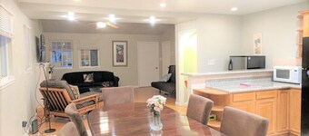 4+br/2ba house near OaklandAirport & RaiderStadium