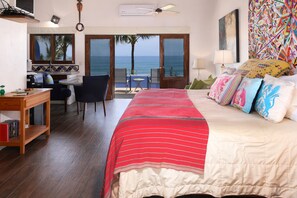 Casita #6 Ocean View | 客房內保險箱、熨斗/熨衣板、免費無線上網、床單