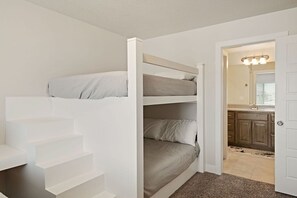 Townhome, 3 Bedrooms | 3 bedrooms, laptop workspace, iron/ironing board, cribs/infant beds