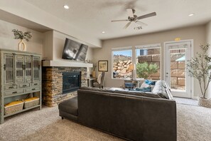 Pientalo, 4 makuuhuonetta | Oleskelualue | Älytelevisio