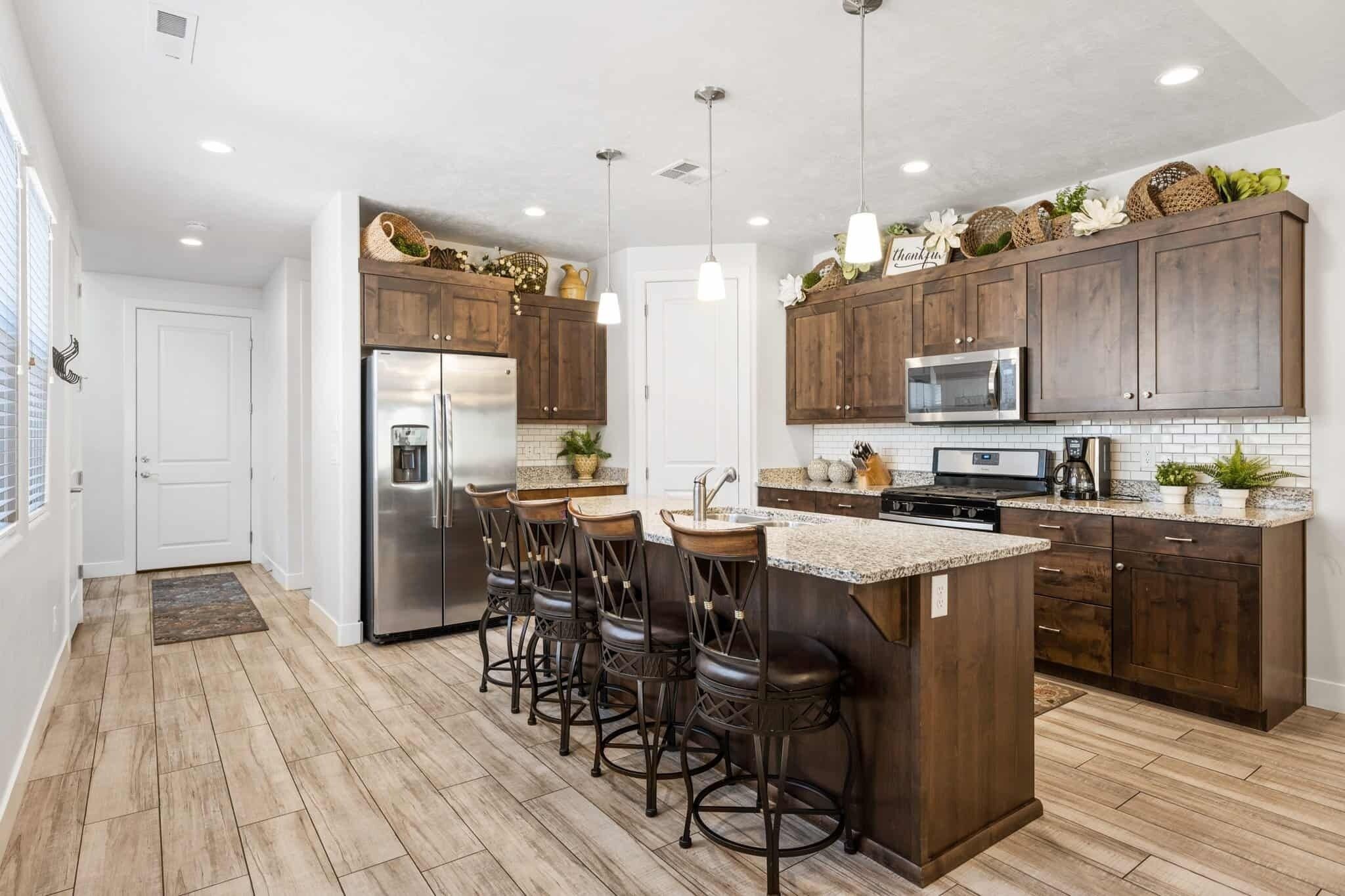 Townhome, 3 Bedrooms | Private kitchen