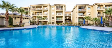 Condo, 3 chambres | Piscine
