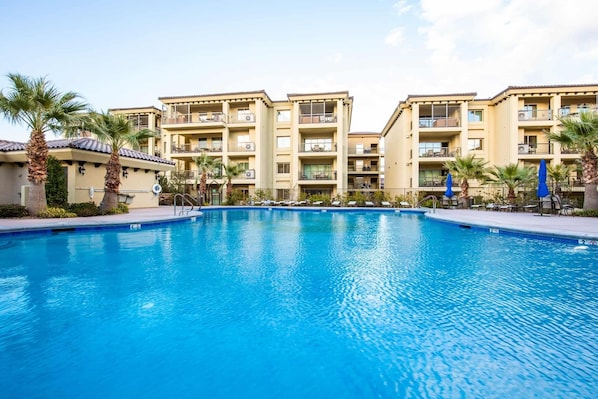 Condo, 3 Bedrooms | Pool