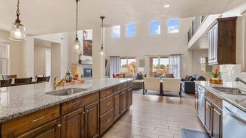 House, Multiple Bedrooms | Interior