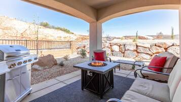 Townhome, 4 Bedrooms | BBQ/picnic area