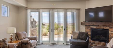 Townhome, 3 Bedrooms | Interior