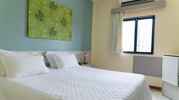 1 bedroom, blackout curtains, free WiFi, bed sheets