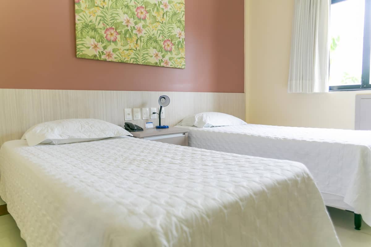 Single Room | 1 bedroom, blackout drapes, free WiFi, bed sheets