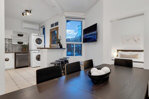 Premium Triple Room, 3 Bedrooms, Pets Allowed, City View (Avenue Central Suite 1275) | In-room dining -  Liv MTL - Avenue (Montreal)