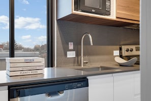 Deluxe Apartment, 1 Bedroom, Patio, City View (Soho 4) | Private kitchen | Full-size fridge, microwave, oven, stovetop