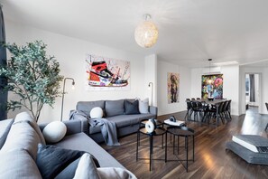 Living area - LiV MTL - Soho (Montreal)